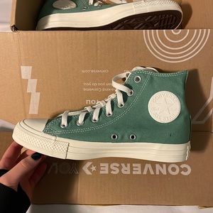 NWOT LIMITED EDITION custom converse sage green